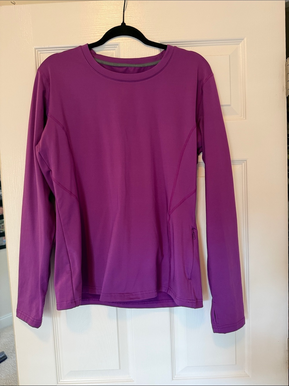 Long-Sleeve Women's Active Top in Vibrant Purple